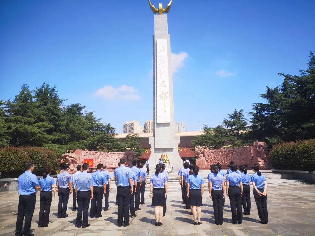 保护红色资源 赓续红色血脉丨武汉：全市公益诉讼检察干警同上一堂党